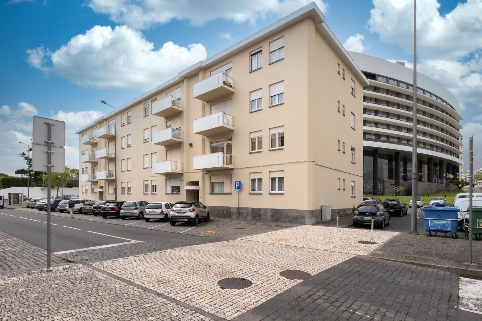 53 Urban Place Понта Делгада Екстериор снимка